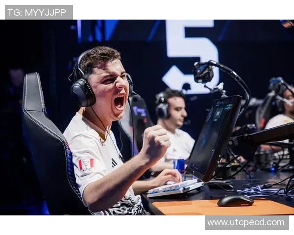 FPX在大师赛中的个人能力分析与表现评估