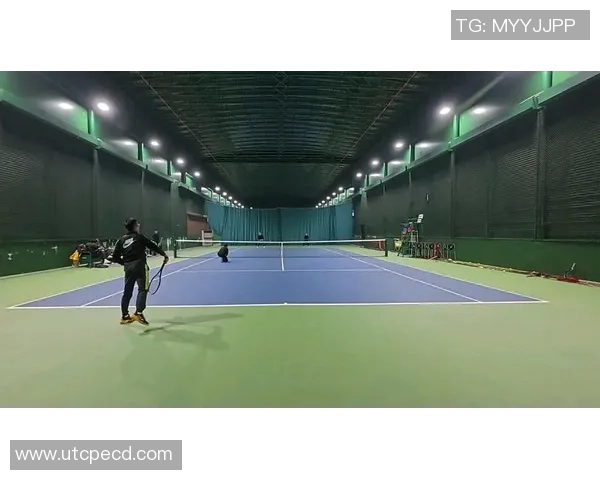 重庆网球队勇夺最新网球耐力榜首位置引领全国前十强 重庆网球队勇夺最新网球耐力榜首位置引领全国前十强